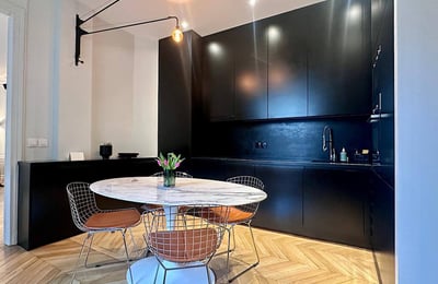 Vermietung einer hellen 2-Zimmer-Wohnung, 80 m², 16. Pariser Bezirk, Frankreich